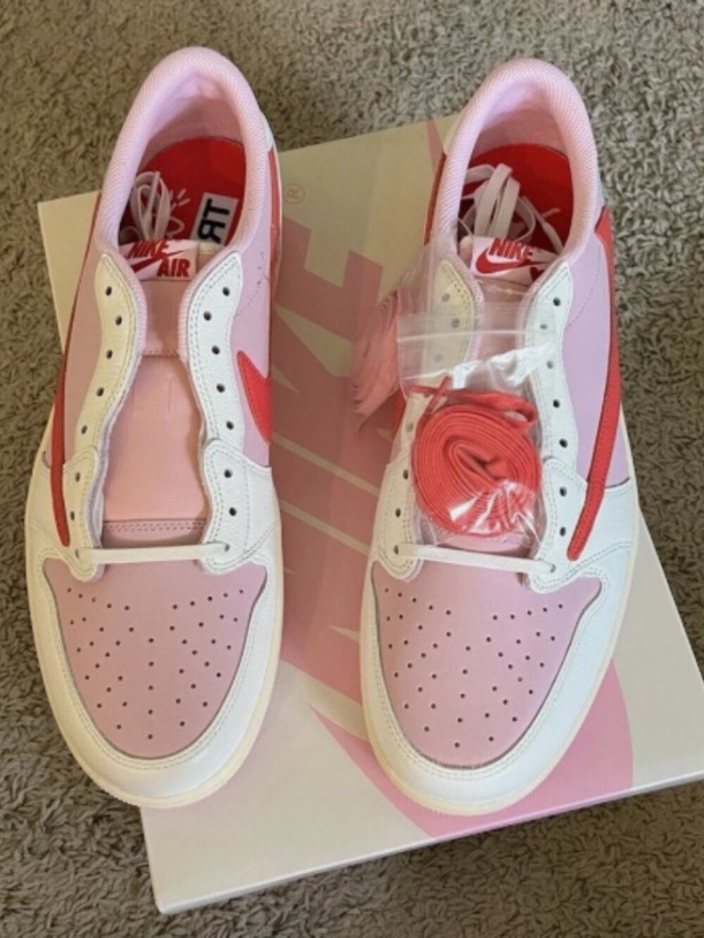 Travis Scott x Air Jordan 1 Low OG SP “Tropical Pink”